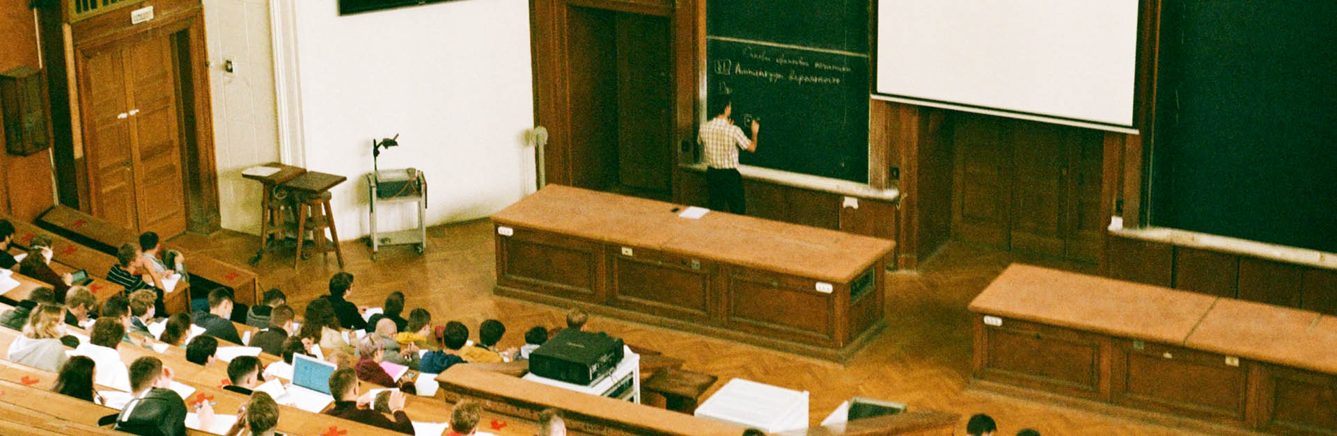Serve ancora l’università a costruire la pace?