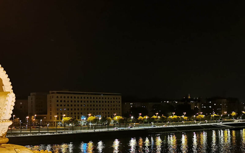 Budapest: prima del Pride, la mostra anticlericale