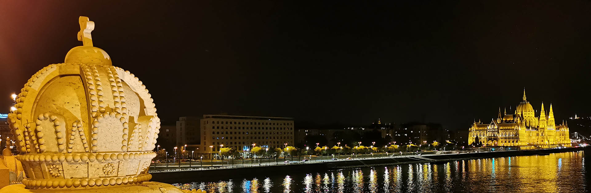 Budapest: prima del Pride, la mostra anticlericale