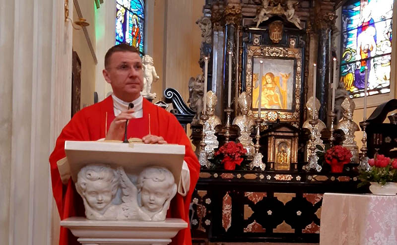 Ma la speranza, dice Dio, è ciò che mi stupisce