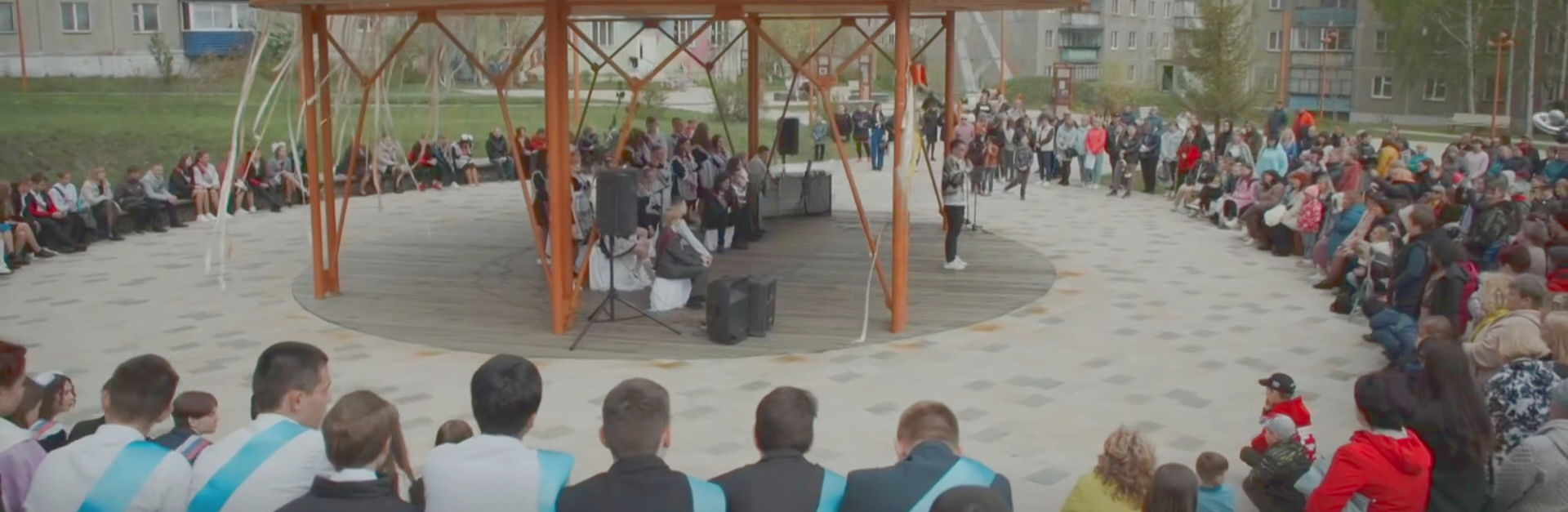 Il Signor Nessuno mostra come si perde e si salva un paese