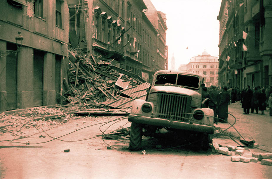 Budapest 1956: due voci della Chiesa italiana, un solo grido